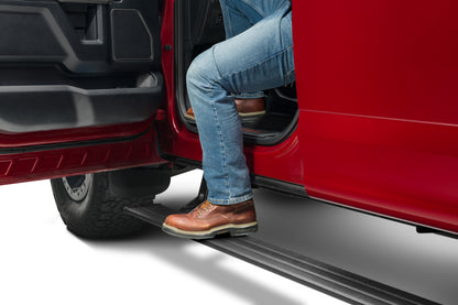 AMP Research 17-19 Ford F-250 Super Duty PowerStep Smart Series