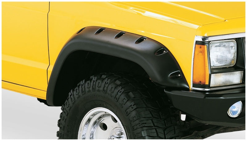 Bushwacker 84-01 Jeep Cherokee Cutout Style Flares 4pc Fits 2-Door Sport Utility Only - Black