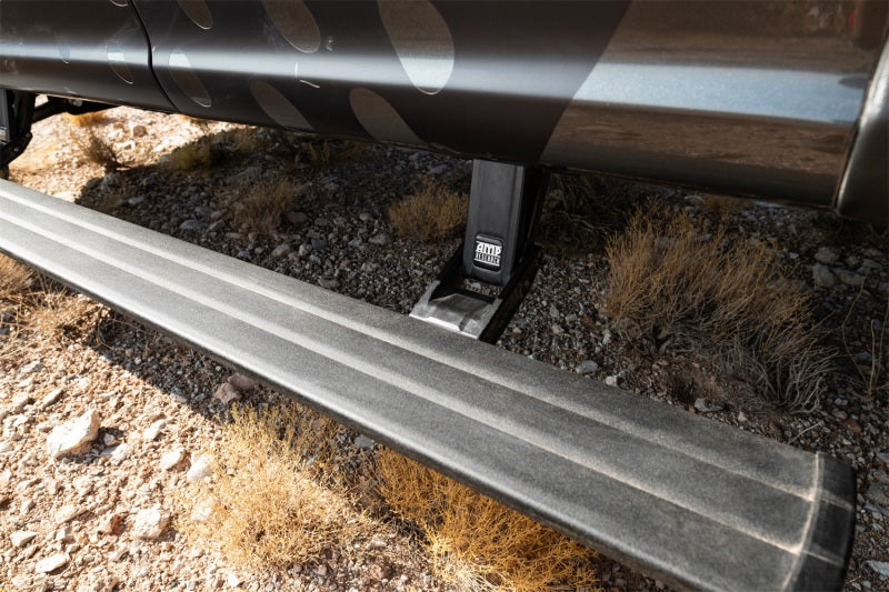 AMP Research 14-18 Chevy Silverado 1500 Extended Cab/Double Cab PowerStep Smart Series