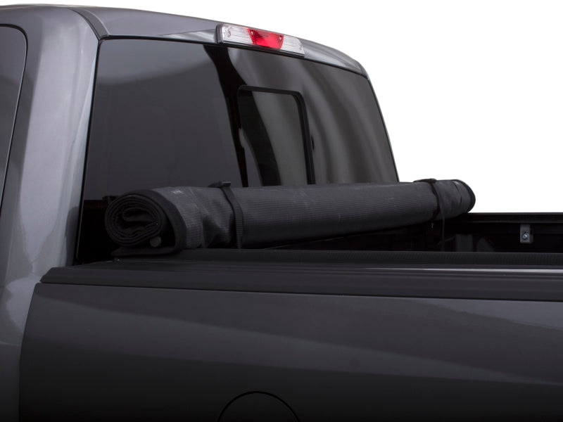 Lund 15-17 Chevy Colorado (5ft. Bed) Genesis Elite Roll Up Tonneau Cover - Black