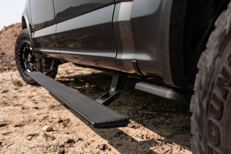AMP Research 2018 Jeep Wrangler JL 4DR PowerStep Xtreme - 